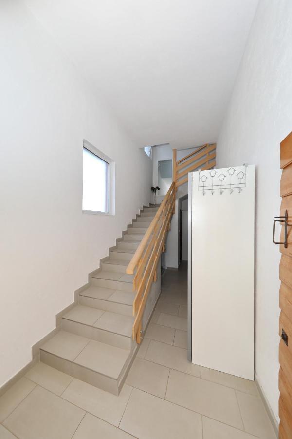 Apartment With Private Pool Sukošan Eksteriør billede