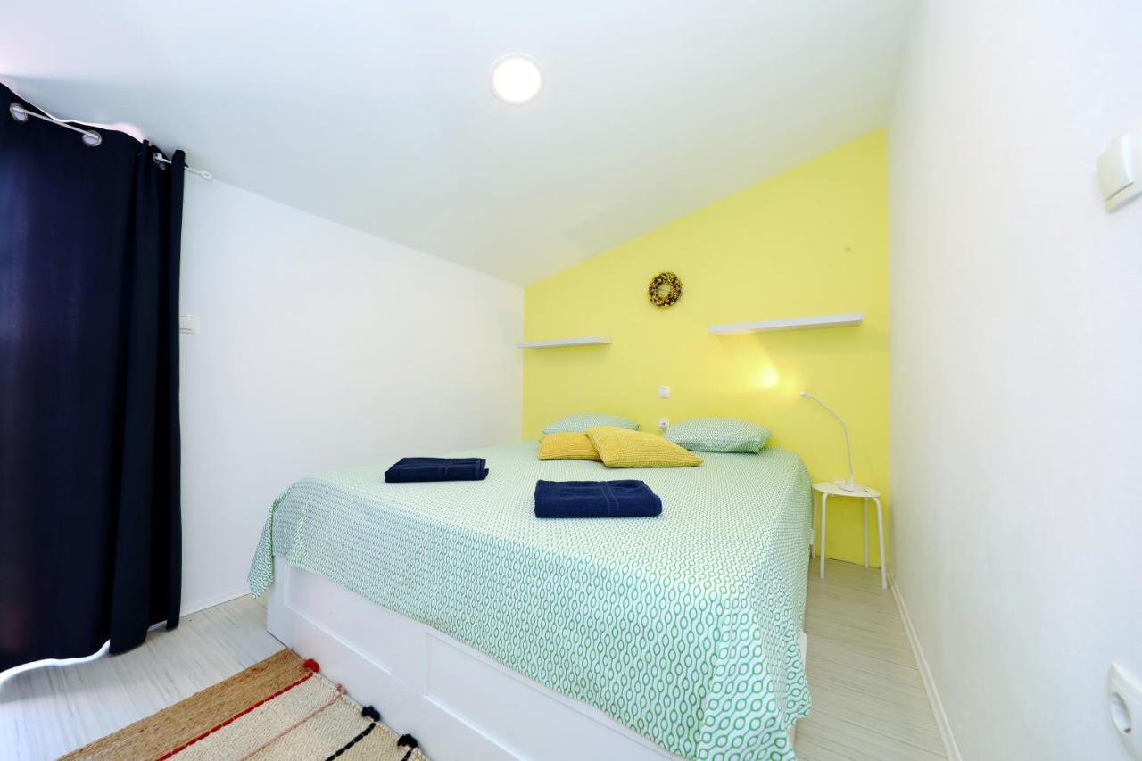 Apartment With Private Pool Sukošan Eksteriør billede