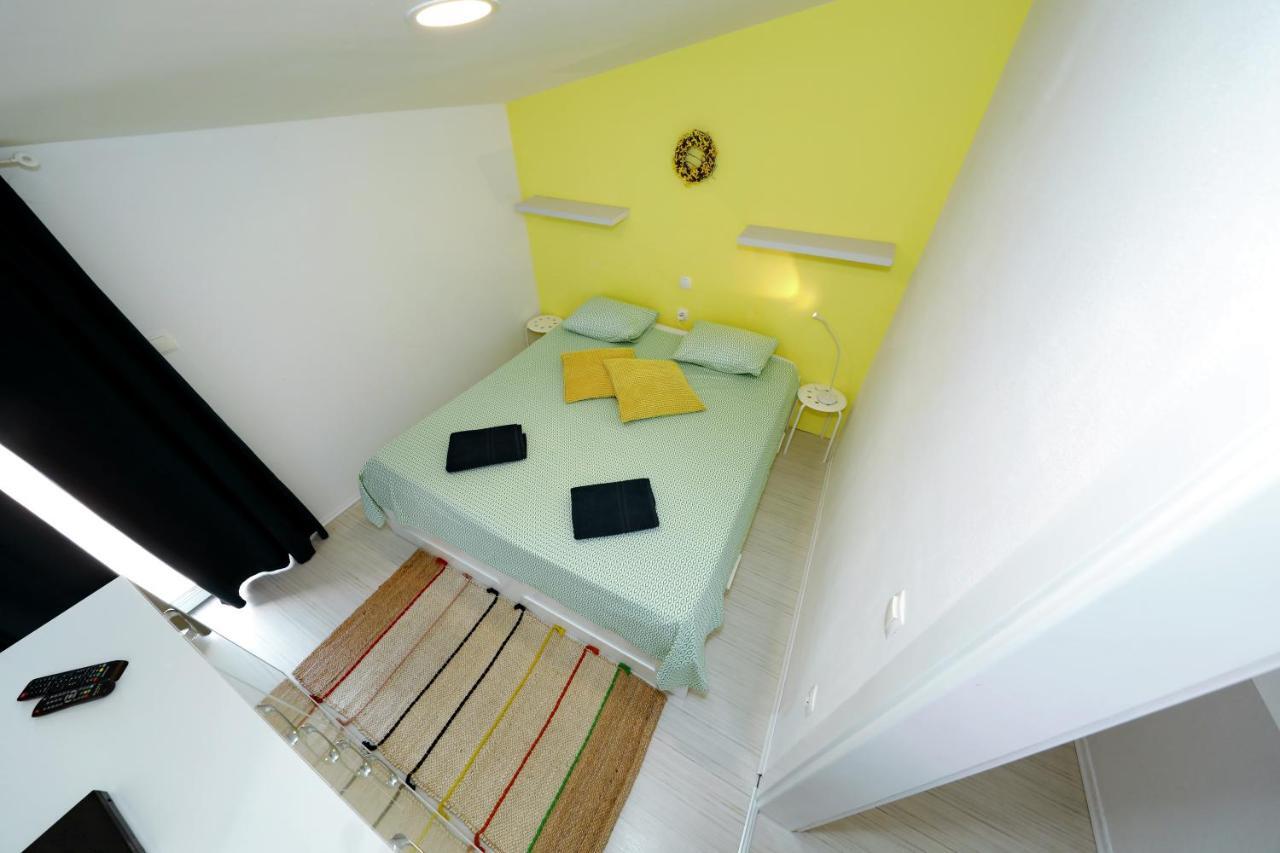 Apartment With Private Pool Sukošan Eksteriør billede