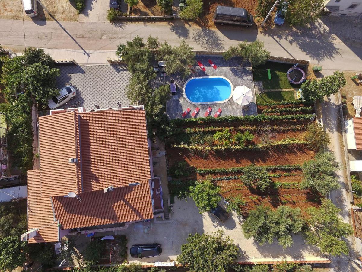 Apartment With Private Pool Sukošan Eksteriør billede
